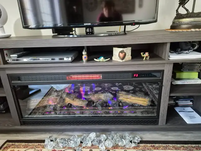 Electric Fireplace with 6 different flame colors - Photo 3