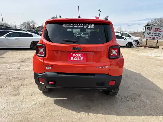 2015 Jeep Renegade 4WD 4dr Trailhawk - Photo 5