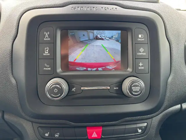 2015 Jeep Renegade 4WD 4dr Trailhawk - Photo 11