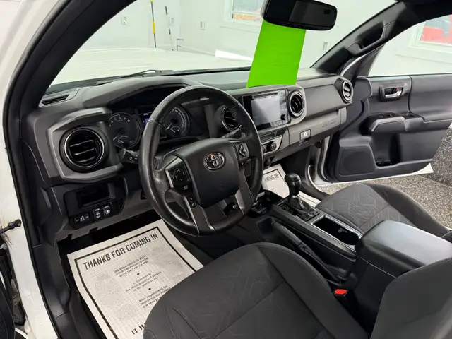 2017 Toyota Tacoma TRD Sport 4X4 - Photo 9