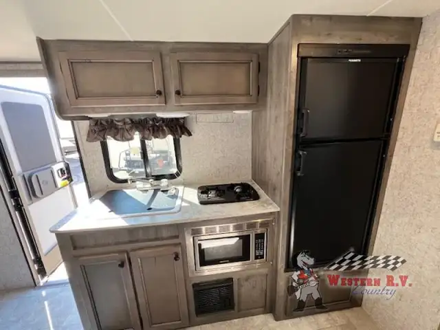 2019 Coachmen RV Apex Nano 203RBK - Photo 8