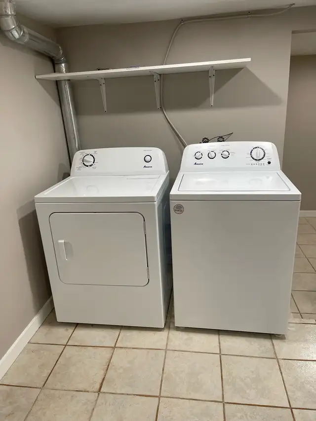 2 Bedroom – Two-Level Unit in Quiet Five-Plex | Cambridge - Photo 5