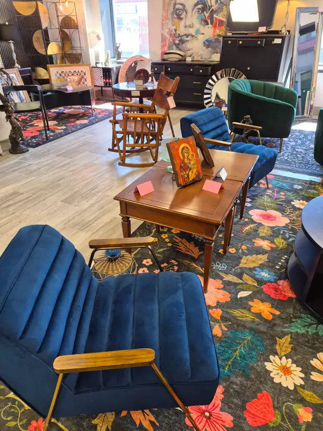 ACCENT CHAIRS - Photo 5