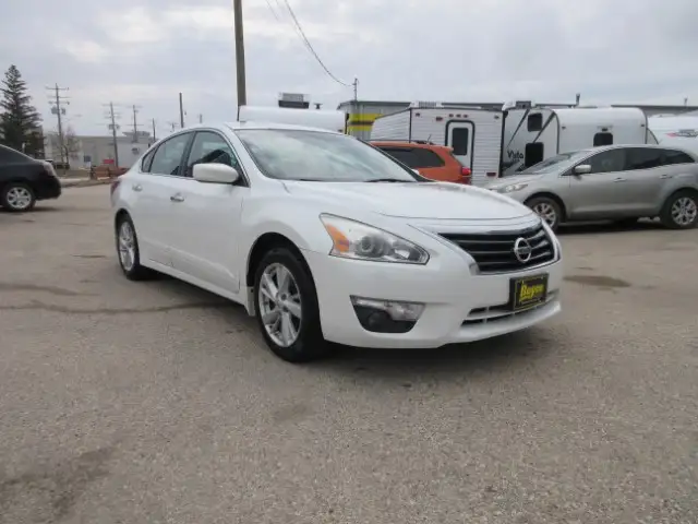 2014 Nissan Altima 2.5 Sunroof Heated Seats FWD - Photo 3