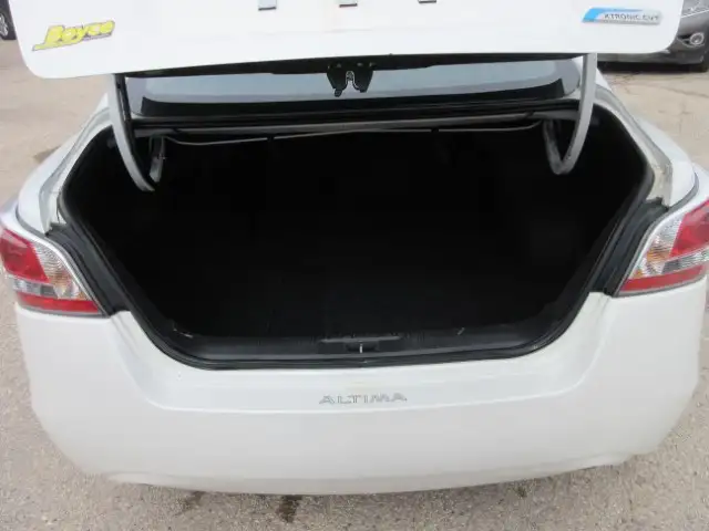 2014 Nissan Altima 2.5 Sunroof Heated Seats FWD - Photo 11