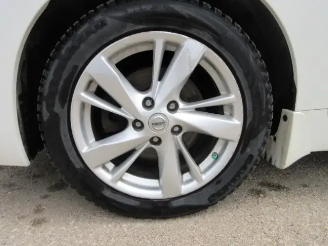 2014 Nissan Altima 2.5 Sunroof Heated Seats FWD - Photo 18