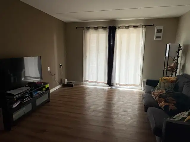 1 Bed 1 Bath Sublet | St Vital/Southdale Area (Accessible Unit) - Photo 5