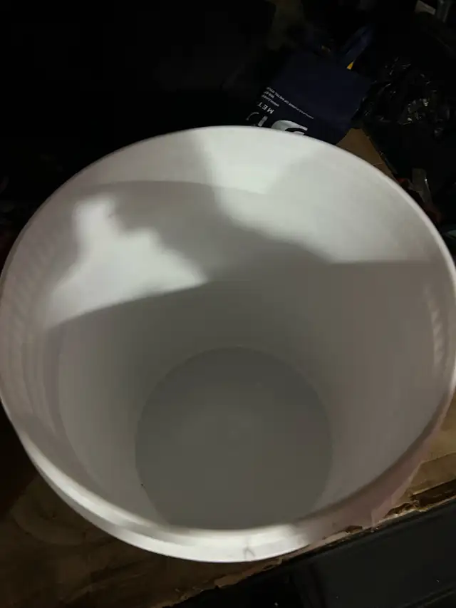 $5 Heavy Duty 6.5 Gallon Buckets (25L Pails) with Lids - Photo 2