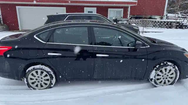 Nissan Sentra 2016 - Photo 2