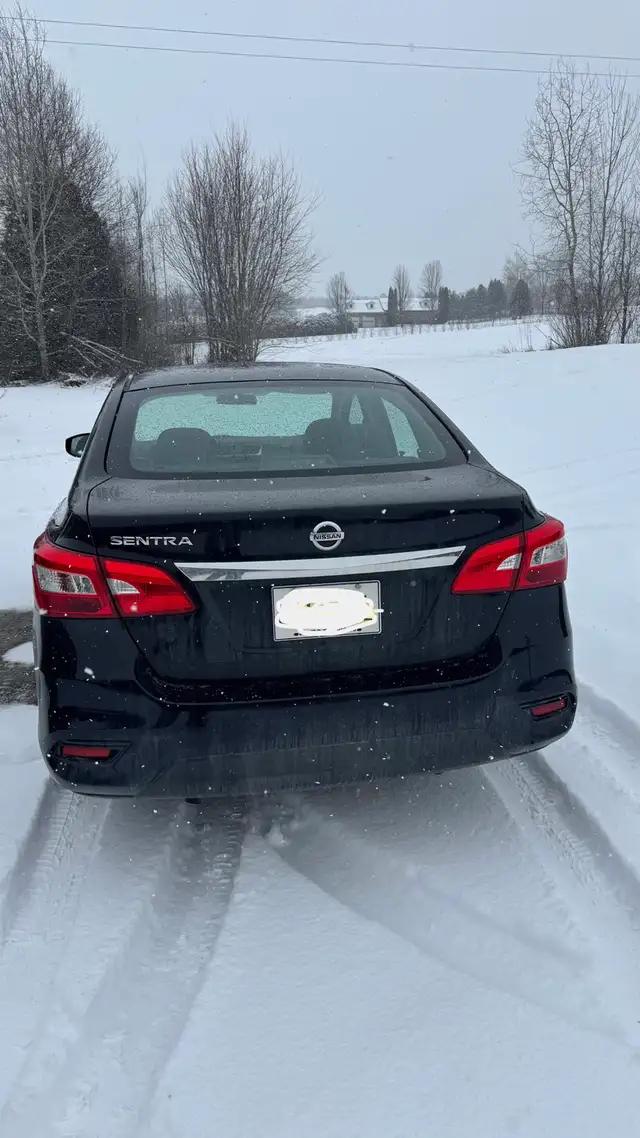 Nissan Sentra 2016 - Photo 3