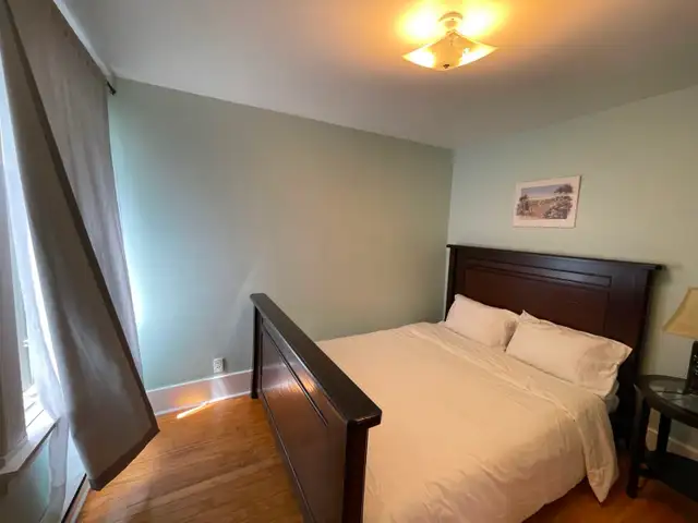 furnished 3 Bedroom -metro cote vertu-family of 6 or 3 students - Photo 5