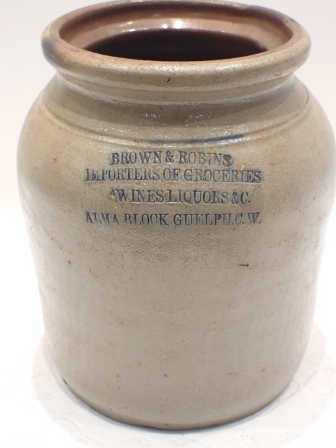 Brown & Robins Guelph crock