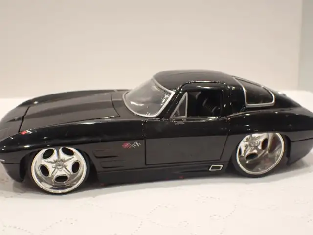 Die Cast Corvette and More - Photo 8