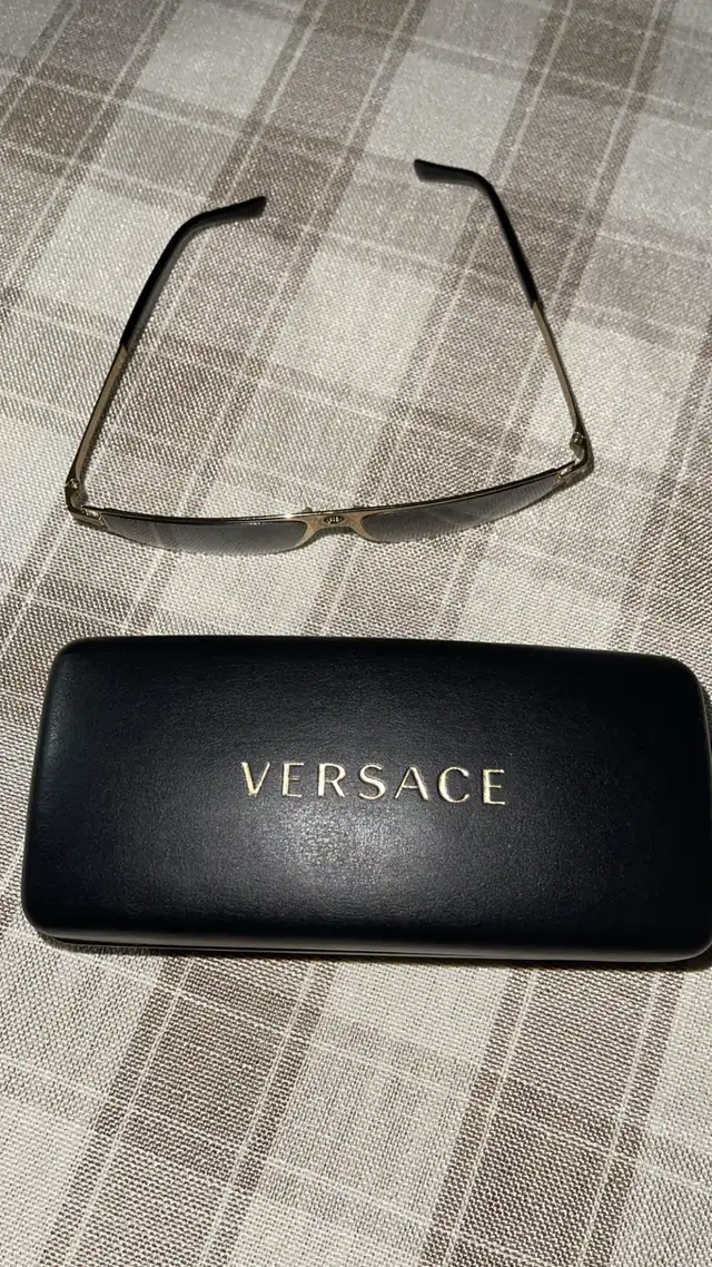 VERSACE SUN GLASSES MEN FOR SALE $150 - Photo 6