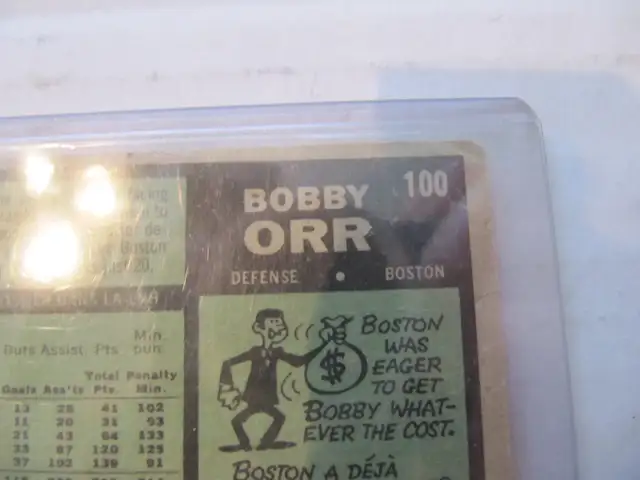 Bobby Orr Boston Bruins Defense OPC #100 Trading Card Circa 1971 - Photo 7