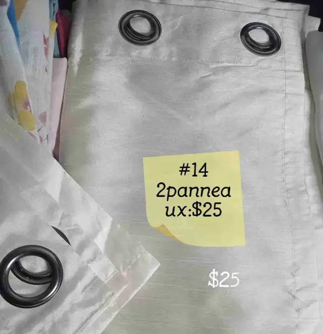 Rideaux oeillets métalliques disponible