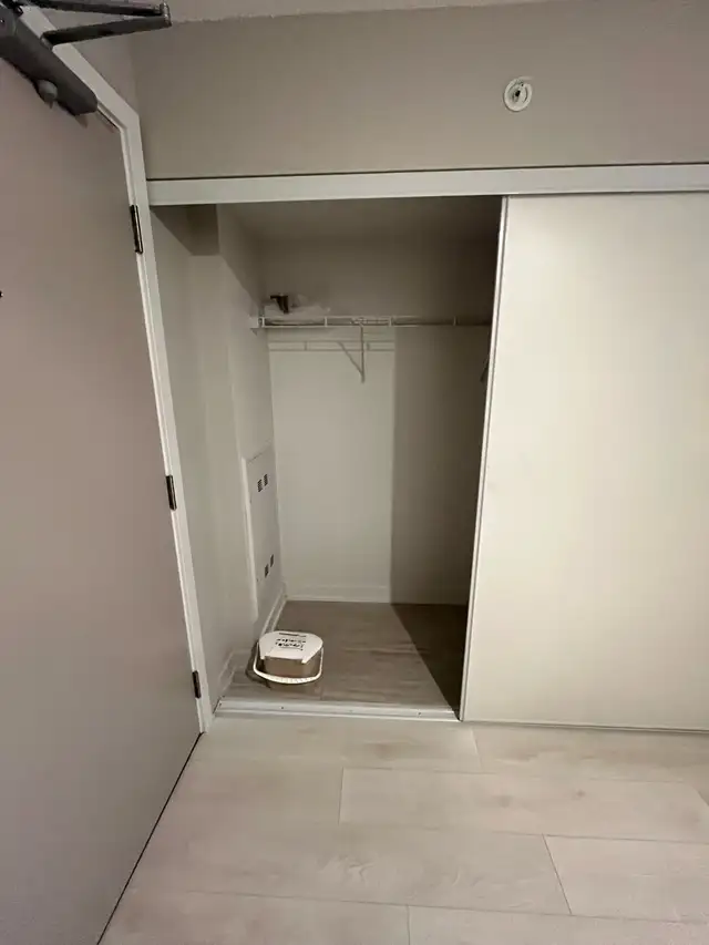 One bedroom Condo For Rent- June 1st - Photo 4