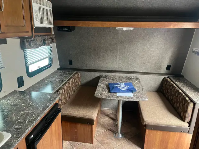 2015 Summerland Mini W/bunks only 2790Lbs! - Photo 5