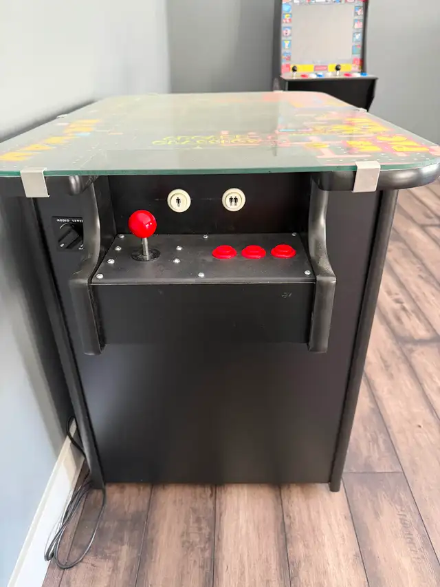 Cocktail Arcade Cabinet - Photo 2