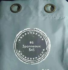 Rideaux à oeillets métalliques disponible