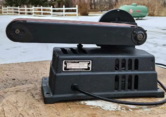 Belt Sander - Photo 4