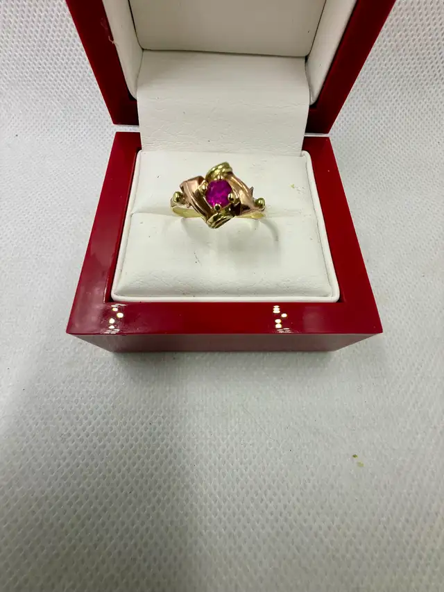 Women's 14K Vintage Rose Gold & Gold Ring~Size 7