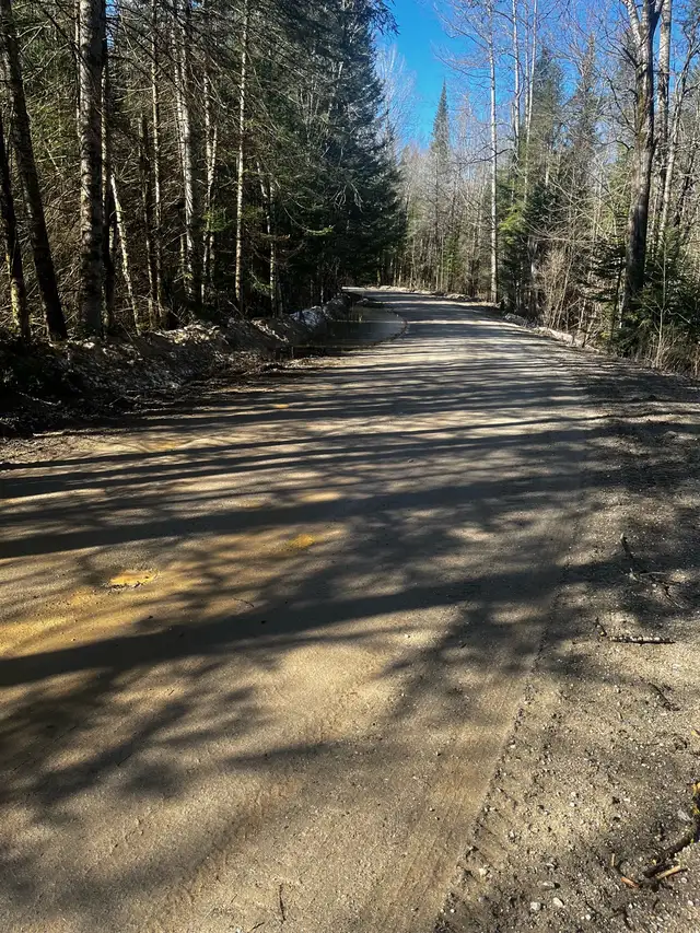 terrains à val des monts avec accès à l’eau - Photo 3