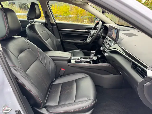 2024 Nissan Altima SR AWD | Leather | Camera | GPS | - Photo 10