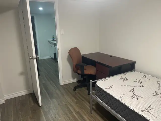 Room for rent - Photo 2