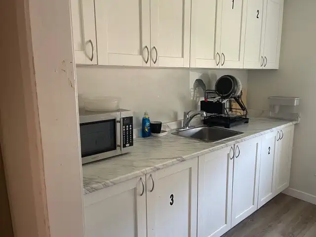 Room for rent - Photo 6