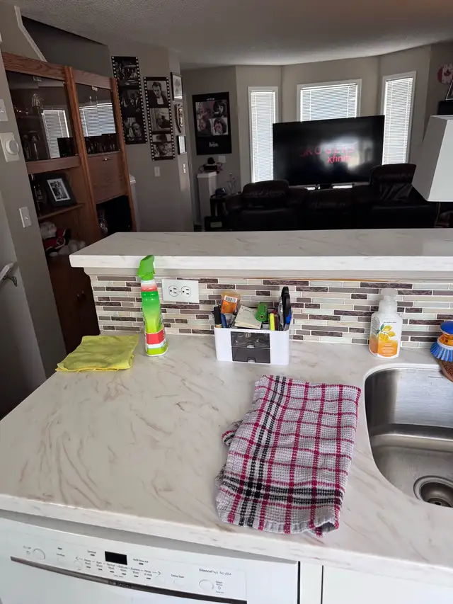 looking  for a handyman to do kitchen backsplash - Photo 3