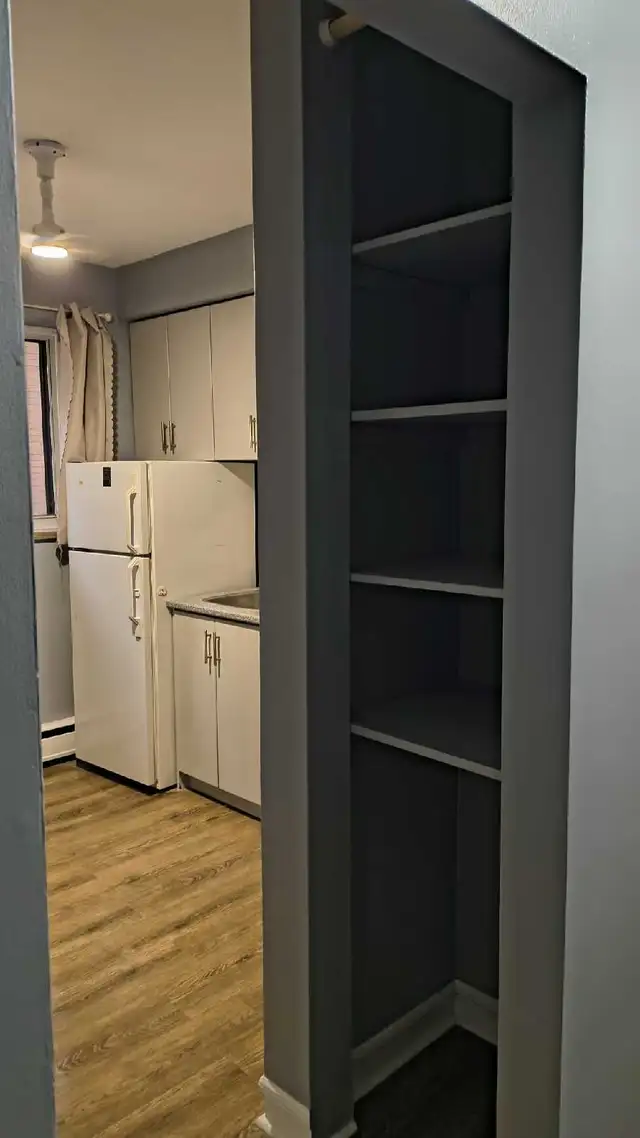 1 Bedroom Apartment available immediately - Photo 4