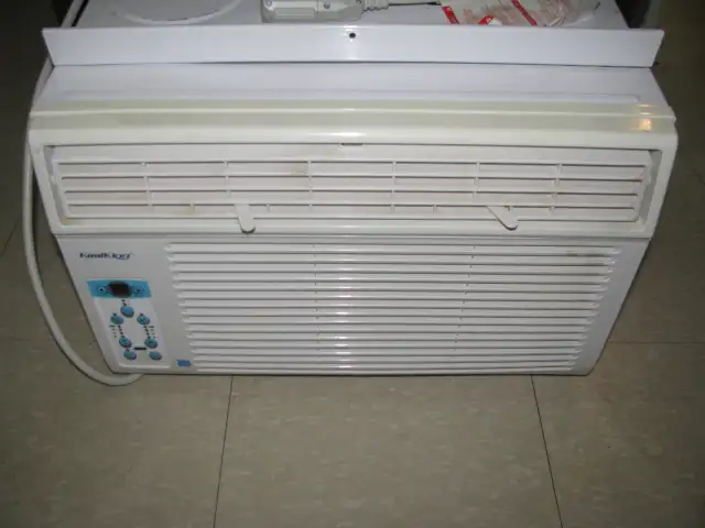 Window Air Conditioner with remote
