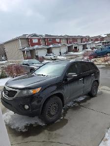 2013 Kia Sorento LX AWD – NEW ENGINE | No Accidents - Photo 2