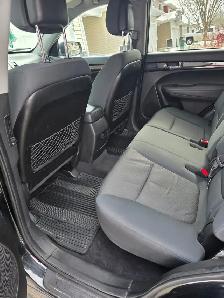 2013 Kia Sorento LX AWD – NEW ENGINE | No Accidents - Photo 9