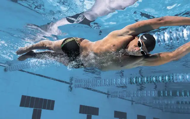 LEARN SWIMMING in Just 6 Lessons, Round The Year - Photo 8