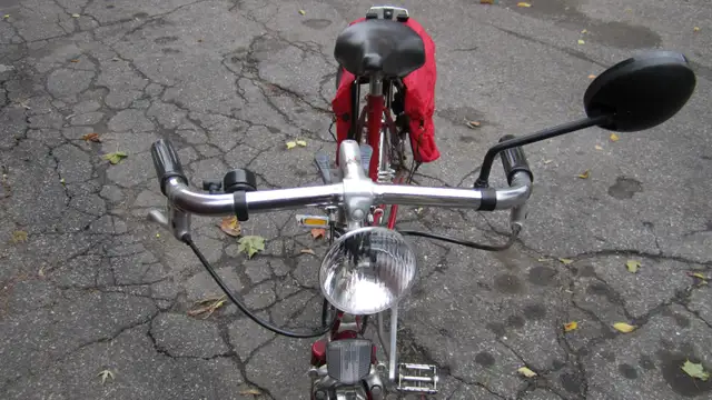 HIS & HERS PEUGEOT ROAD BIKES LOTS OF ACCESSORIES - Photo 4