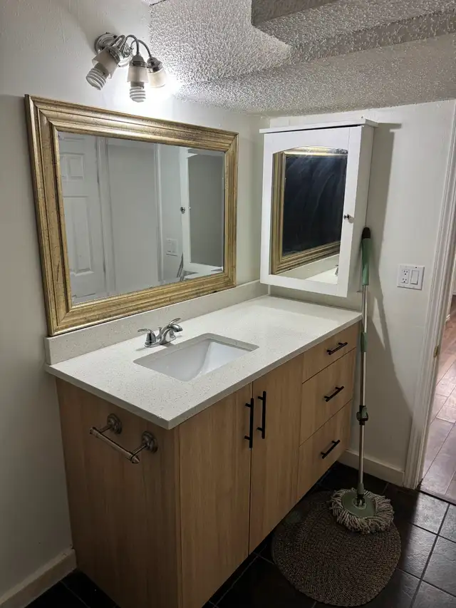 2 Bedroom basement for rent May-01/26 - Photo 5