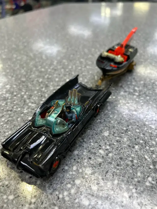 Corgi 267 Batmobile Boat and Trailer Damaged