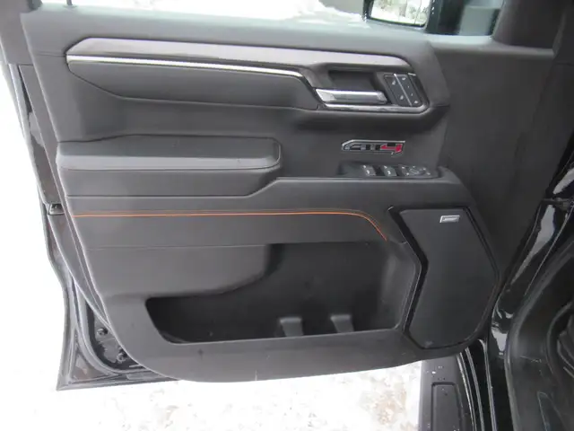 2024 GMC Sierra 1500 AT4 Crew Cab 4WD - Photo 19