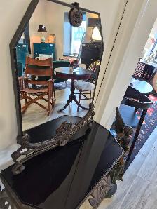 VINTAGE MIRRORS