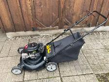 Lawn mower Yard Machines.