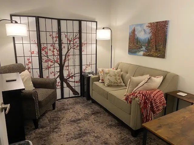 Professional Office/Therapy Space - North Hill Centre - $350/mo - Photo 3