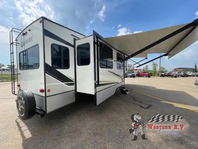 2022 Prime Time RV Crusader 335RLP - Photo 4