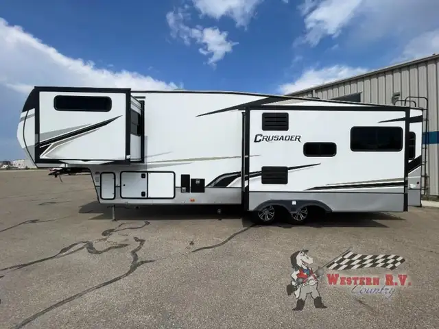 2022 Prime Time RV Crusader 335RLP - Photo 5
