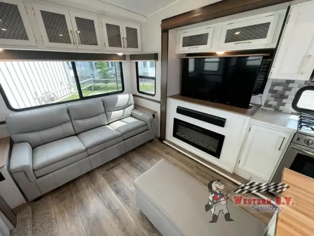 2022 Prime Time RV Crusader 335RLP - Photo 12