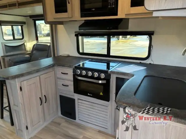 2023 Coachmen RV Northern Spirit Ultra Lite 2764RE - Photo 8