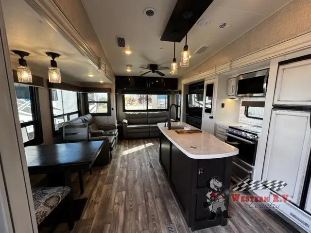 2022 Jayco Eagle 321RSTS - Photo 12