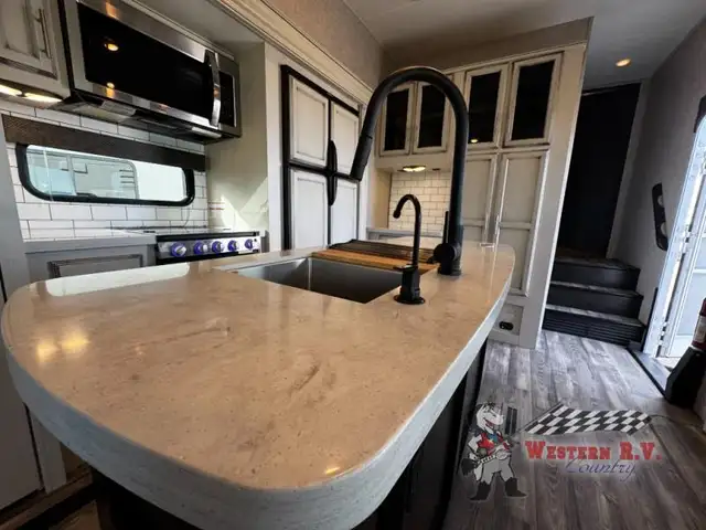 2022 Jayco Eagle 321RSTS - Photo 23