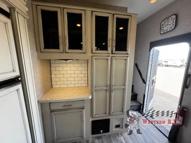 2022 Jayco Eagle 321RSTS - Photo 34